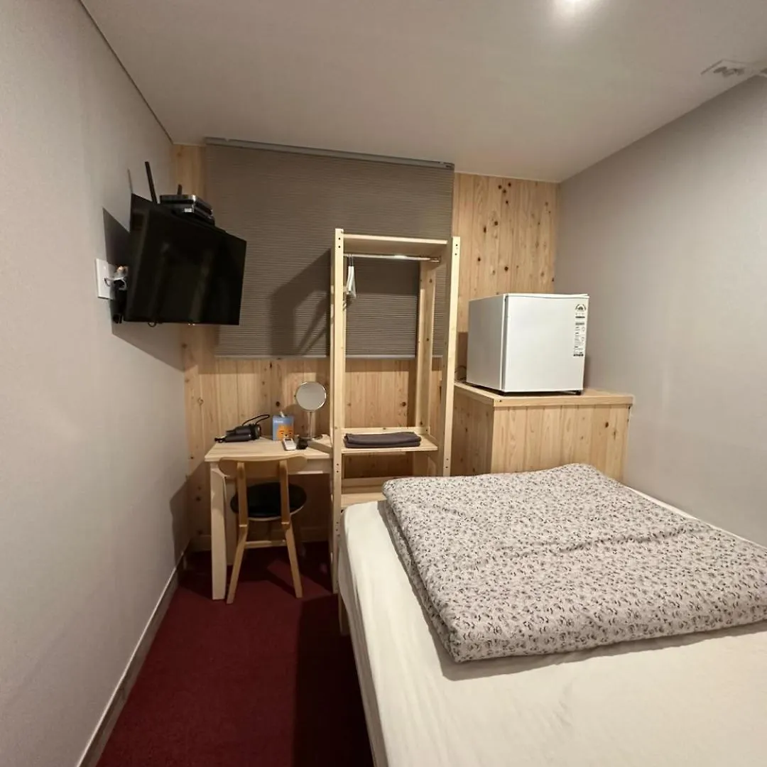 Hostel Insadong R Guesthouse Seoul